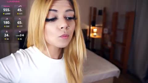 Snapshot of carolynnfernandez chatting on September 20, 2025, 8:32 pm Hello everyone Im Monica Its my first day Were going to have fun together online show from September 20, 2025, 8:32 pm