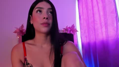 Snapshot of carorosse chatting on January 2, 2025, 6:34 pm Caro online show from January 2, 2025, 6:34 pm
