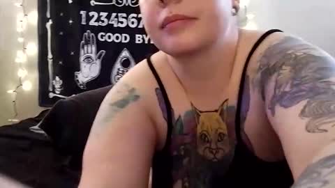 Car online show from November 7, 2025, 2:17 pm