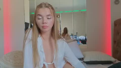 carriebradshawww online show from July 1, 2026, 3:56 pm