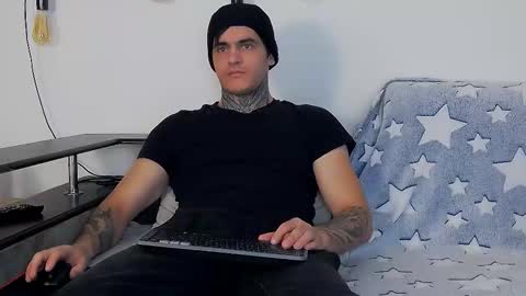 Snapshot of carter_reos chatting on December 15, 2025, 9:24 am Carter online show from December 15, 2025, 9:24 am