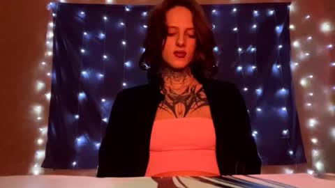 Snapshot of carycalonsag chatting on March 5, 2026, 7:21 pm carycalonsag online show from March 5, 2026, 7:21 pm