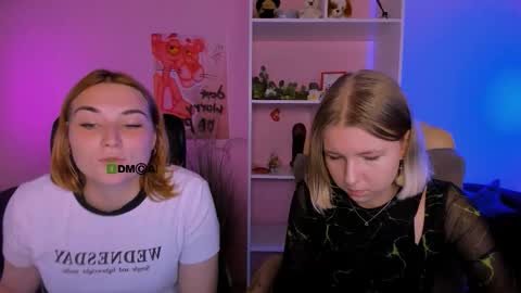 Snapshot of casey_meow_ chatting on September 24, 2025, 5:44 am casey_meow_ online show from September 24, 2025, 5:44 am