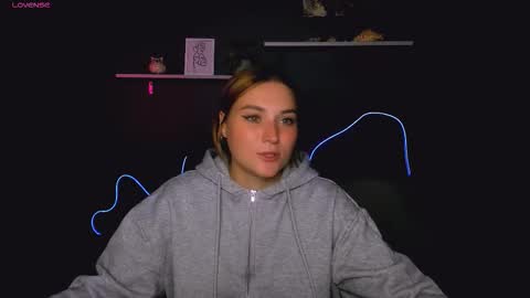 Snapshot of casey_meow_ chatting on October 16, 2025, 5:08 am casey_meow_ online show from October 16, 2025, 5:08 am