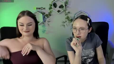 casey_meow_ online show from July 4, 2026, 8:42 am