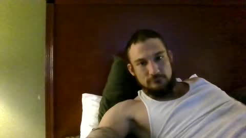 Snapshot of caseyjmcd22 chatting on December 19, 2025, 11:17 am okiedadd online show from December 19, 2025, 11:17 am