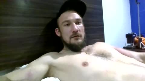 Snapshot of caseyjmcd22 chatting on January 10, 2026, 12:07 pm okiedadd online show from January 10, 2026, 12:07 pm