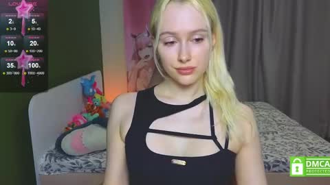 Snapshot of caseylabow chatting on March 1, 2026, 4:03 am My name is Casey... Nice to meet you I will be happy to have funthumbs up please its important online show from March 1, 2026, 4:03 am