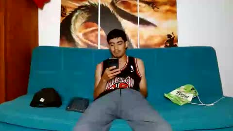 Snapshot of cash_master_san chatting on January 11, 2025, 4:27 am Cash Master San online show from January 11, 2025, 4:27 am