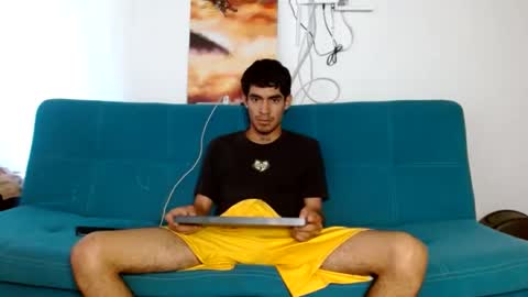 Snapshot of cash_master_san chatting on February 12, 2025, 2:43 pm Cash Master San online show from February 12, 2025, 2:43 pm