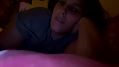 Snapshot of cashcoupllle chatting on October 2, 2025, 3:57 am Cash Couple online show from October 2, 2025, 3:57 am