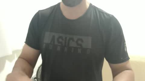 Snapshot of cashmastermuscle77 chatting on January 2, 2025, 1:17 am cashmastermuscle77 online show from January 2, 2025, 1:17 am