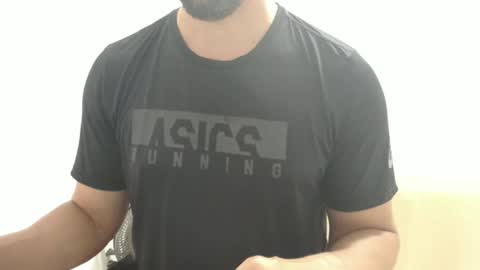 Snapshot of cashmastermuscle77 chatting on January 18, 2025, 1:29 pm cashmastermuscle77 online show from January 18, 2025, 1:29 pm