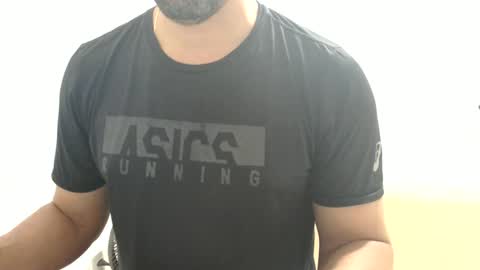 Snapshot of cashmastermuscle77 chatting on January 28, 2025, 11:28 am cashmastermuscle77 online show from January 28, 2025, 11:28 am