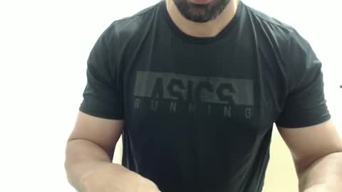 Snapshot of cashmastermuscle77 chatting on September 15, 2025, 1:11 pm cashmastermuscle77 online show from September 15, 2025, 1:11 pm