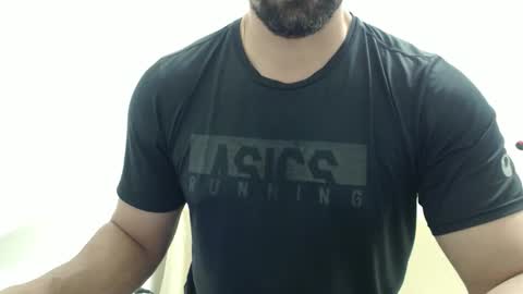 Snapshot of cashmastermuscle77 chatting on September 20, 2025, 11:28 pm cashmastermuscle77 online show from September 20, 2025, 11:28 pm
