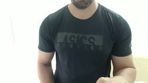 cashmastermuscle77 online show from October 28, 2025, 1:36 pm