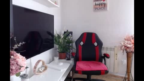 Alice online show from November 10, 2025, 10:36 am