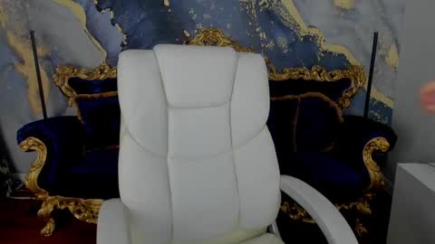 Snapshot of cassandragood chatting on February 7, 2025, 7:29 am Lena online show from February 7, 2025, 7:29 am