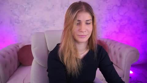 Snapshot of cassandragood chatting on September 25, 2025, 7:56 am Lena online show from September 25, 2025, 7:56 am