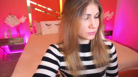 Snapshot of cassandragood chatting on September 27, 2025, 6:07 am Lena online show from September 27, 2025, 6:07 am