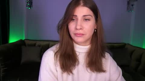 Lena online show from November 28, 2025, 7:33 am