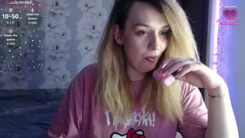 Casey Chris online show from April 14, 2026, 2:01 pm