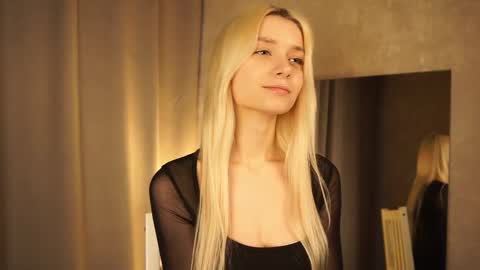 Cassie online show from March 12, 2025, 2:45 pm