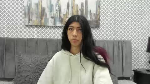 cassie_bloom online show from October 18, 2025, 4:15 am