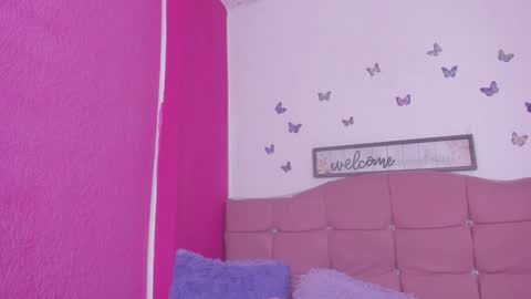 Snapshot of cassie_jones1 chatting on January 5, 2025, 8:43 am Cassie Jones online show from January 5, 2025, 8:43 am