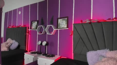 Snapshot of cassie_jones1 chatting on February 13, 2025, 2:56 am Cassie Jones online show from February 13, 2025, 2:56 am