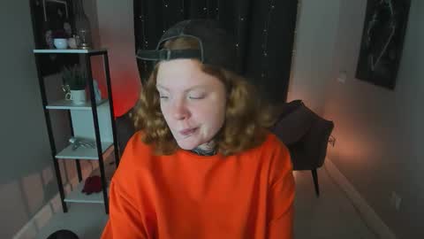 Snapshot of cassie_xkiss chatting on October 15, 2025, 8:42 pm Cassie online show from October 15, 2025, 8:42 pm