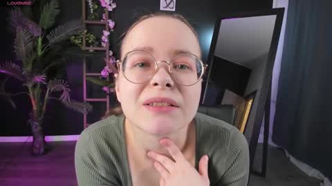 assie online show from March 8, 2025, 9:08 pm