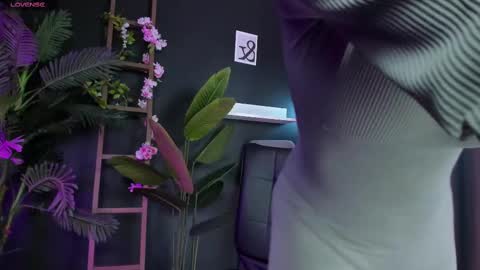 assie online show from March 12, 2025, 9:03 pm