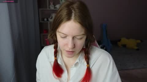 Snapshot of cassiejuice chatting on December 4, 2024, 5:11 pm Cassie online show from December 4, 2024, 5:11 pm