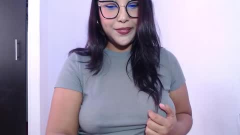 Snapshot of cassielenx chatting on February 10, 2026, 8:13 pm --------Independent model online show from February 10, 2026, 8:13 pm