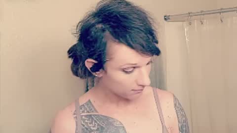 Snapshot of cassiemichelle chatting on April 1, 2026, 1:23 pm Cassiemichelle online show from April 1, 2026, 1:23 pm