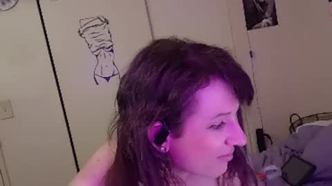 Snapshot of cassiemichelle chatting on April 6, 2026, 4:46 am Cassiemichelle online show from April 6, 2026, 4:46 am