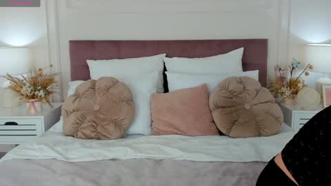 Curly online show from January 24, 2025, 6:03 am