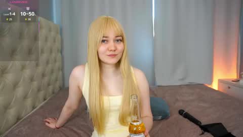 Snapshot of cassieswon chatting on May 25, 2026, 7:36 am cassieswon online show from May 25, 2026, 7:36 am