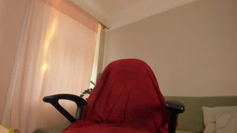  cassandra  online show from April 16, 2026, 11:44 am