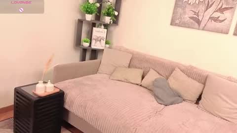 Snapshot of cassondranisonger chatting on February 12, 2026, 3:18 pm Mary online show from February 12, 2026, 3:18 pm