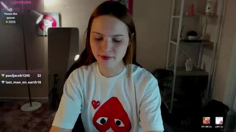 Snapshot of casta_grand chatting on February 10, 2026, 9:24 am Diana online show from February 10, 2026, 9:24 am