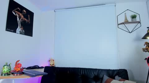 Matheo Brown online show from January 22, 2025, 11:43 pm