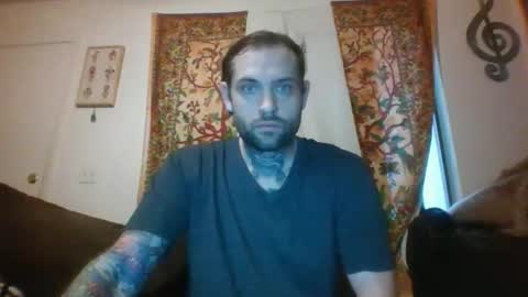 Snapshot of casualfrank chatting on November 19, 2025, 8:53 pm CasualFun online show from November 19, 2025, 8:53 pm