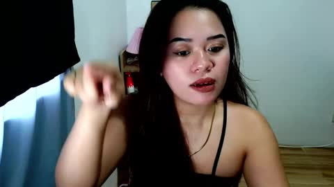 cat_woman143 online show from June 2, 2026, 1:29 am