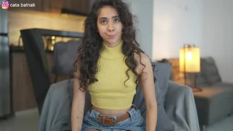 Snapshot of cata_batnati chatting on April 15, 2026, 2:35 pm Catalina online show from April 15, 2026, 2:35 pm