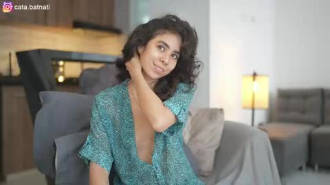 Snapshot of cata_batnati chatting on May 7, 2026, 3:06 pm Catalina online show from May 7, 2026, 3:06 pm