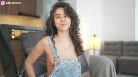 Snapshot of cata_batnati chatting on May 15, 2026, 2:46 pm Catalina online show from May 15, 2026, 2:46 pm