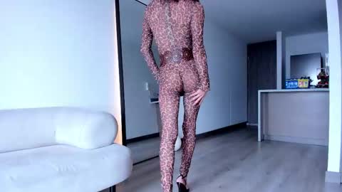 Snapshot of cata_n_cami chatting on February 28, 2026, 6:31 pm cata_n_cami online show from February 28, 2026, 6:31 pm